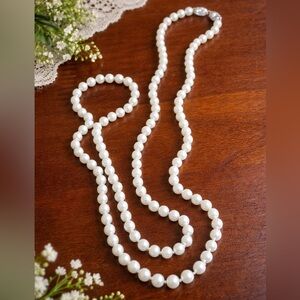 Classic White Pearl Strand Necklace Vintage Filigree Clasp